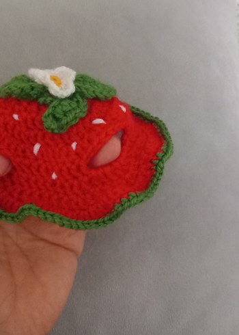 Çilekli Kedi Şapkası - Görsel 3