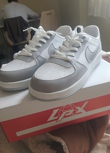 Nike spor ayakkabı 