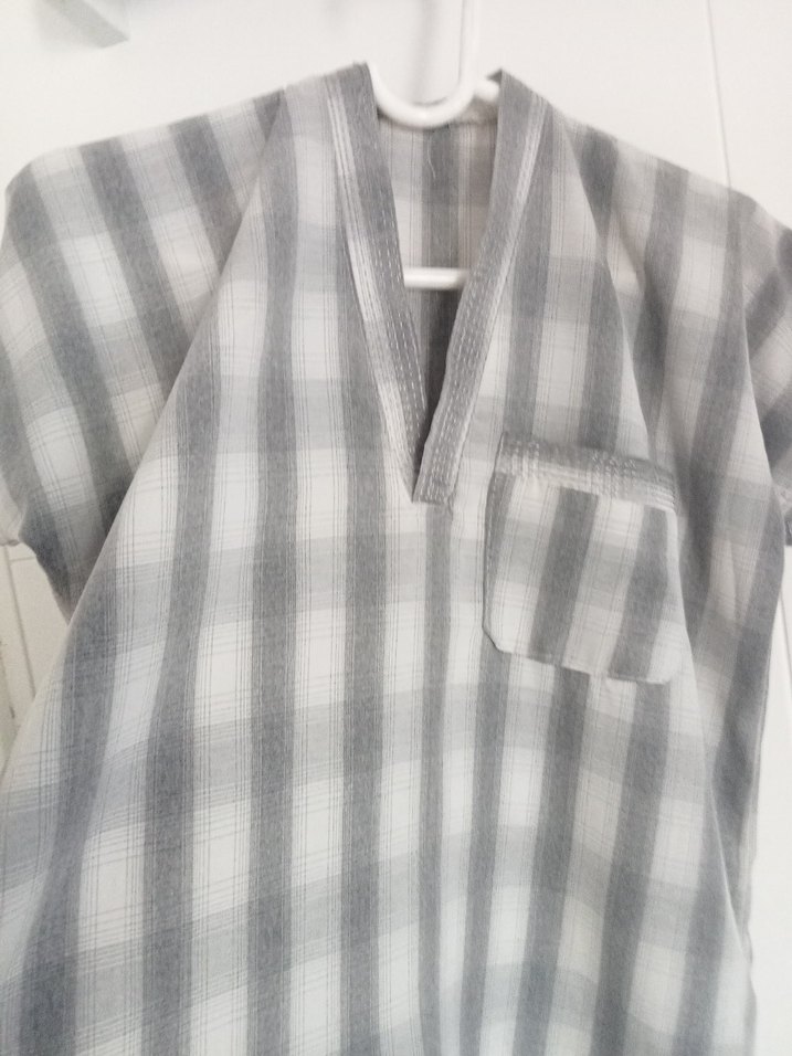 Gri V Yakalı Erkek Kısa Kollu Pijama - Görsel 2