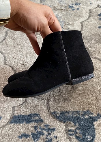 27 Beden Zara Siyah Süet Çocuk Bot