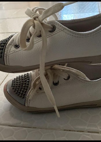 Kız Çocuk Beyaz Parlak Taşlı Rock Punk Spor Ayakkabı - Görsel 4