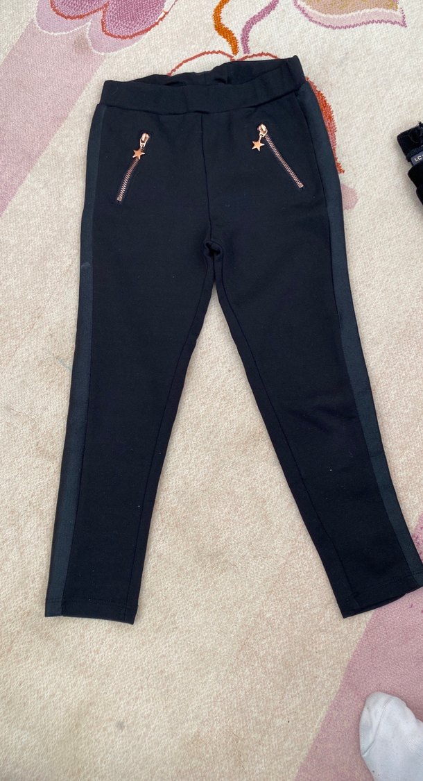 Siyah Kız Çocuk Taytları - Esnek, Sıcak Kumaş - Görsel 2