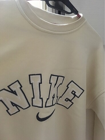 m Beden ten rengi Renk Nike sweatshirt