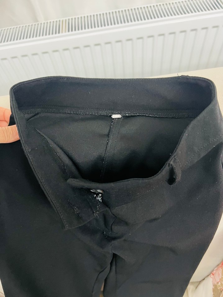 Siyah Kadın Pilili Kumaş Pantolon - Görsel 2