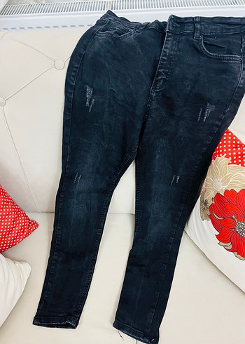 Siyah Kemerli Kadın Kot Pantolon - Görsel 3