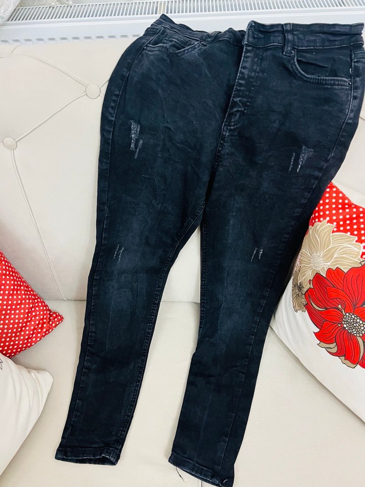 Siyah Kemerli Kadın Kot Pantolon - Görsel 3