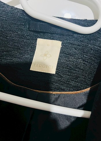 Düğmeli İşlemeli Midi Kadın Ceket - Görsel 3