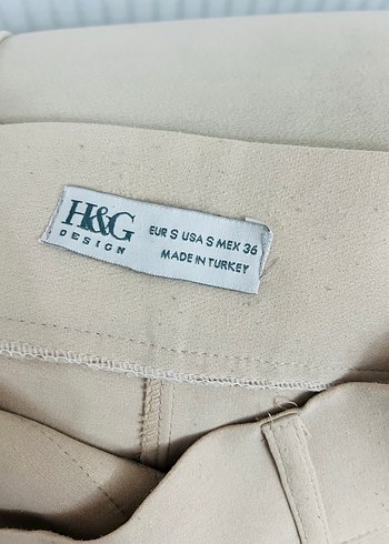 Düğmeli Beyaz Midi Kadın Kumaş Pantolon - Görsel 2