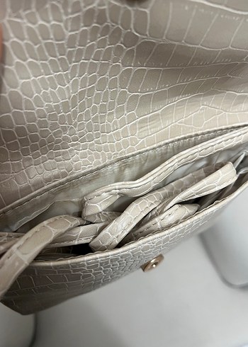Beyaz Deri Yılan Desenli Kadın Çanta - Görsel 3