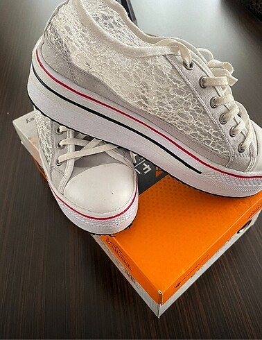Converse