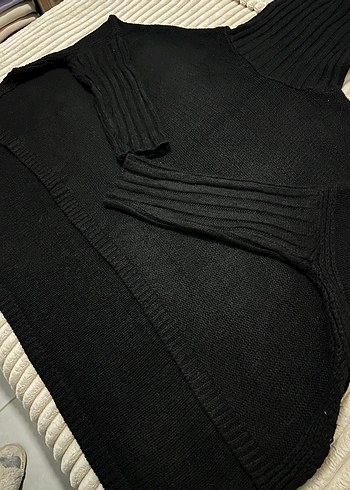 Siyah Boğazlı Örgü Kadın Kazak - Görsel 2