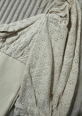 Bej Dantel Detaylı Kısa Kesim Bohem Bluz - Görsel 3