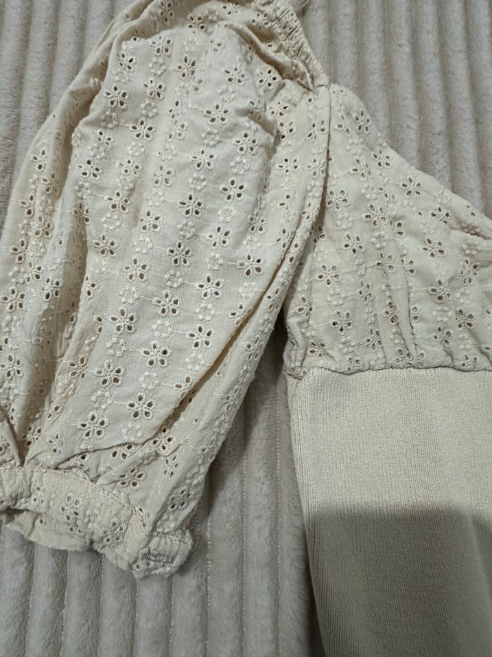 Bej Dantel Detaylı Kısa Kesim Bohem Bluz - Görsel 4