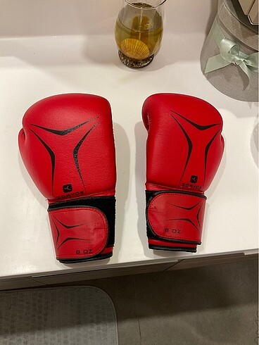 Box Eldiveni
