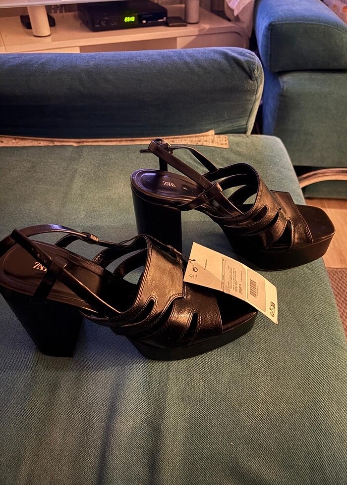 Zara etiketli ayakkabı - Görsel 2