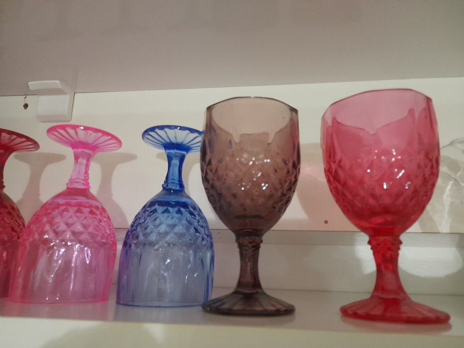 Mor Renkli Desenli Ayaklı Bardak - Görsel 2