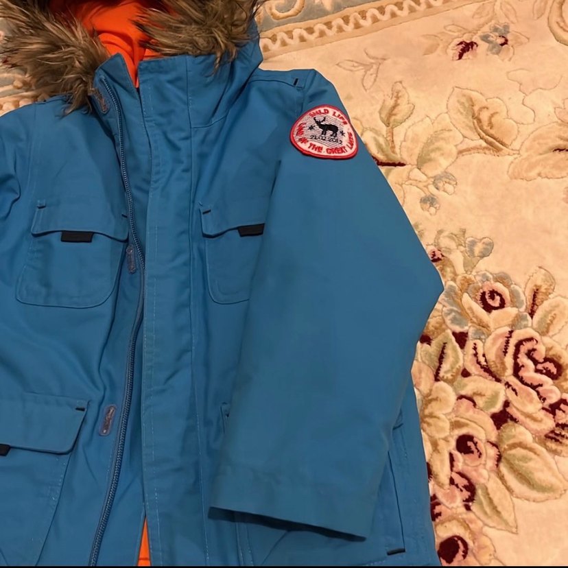 Erkek Çocuk Mavi Kürklü Mont - Görsel 3