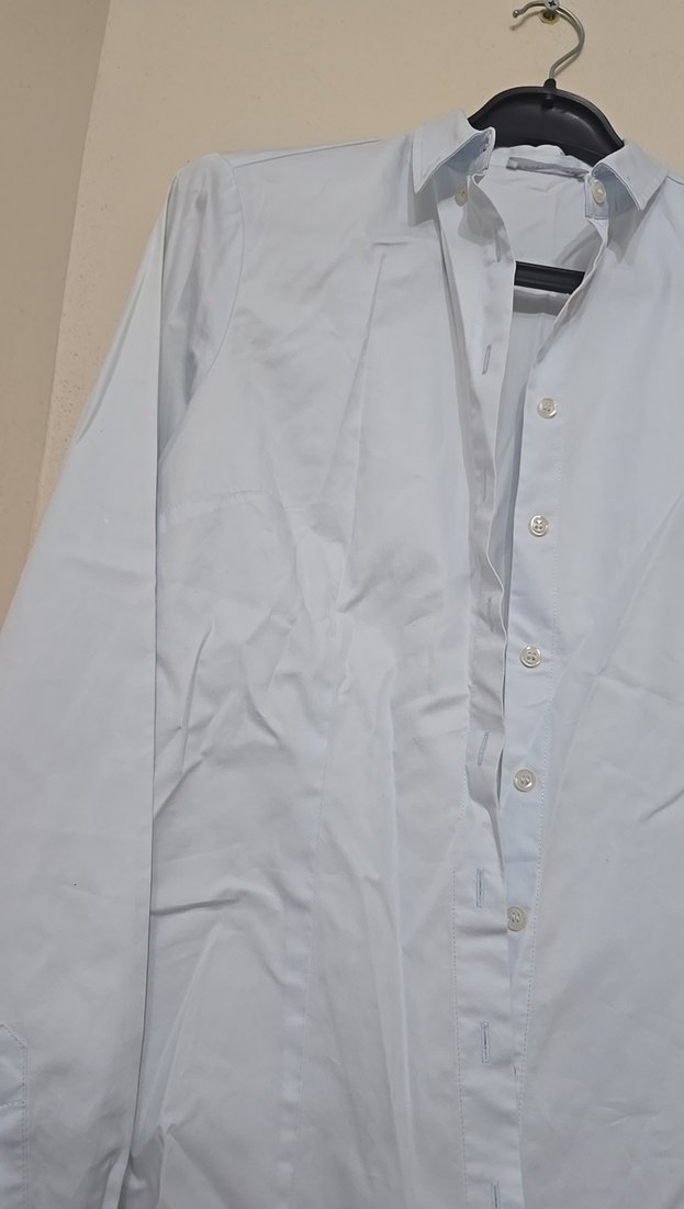 Düğmeli Beyaz Kadın Gömlek - Görsel 2