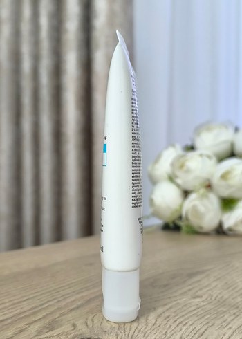 Kiehl's Ultra Hafif Günlük UV Koruyucu Jel 60 ml - Görsel 3