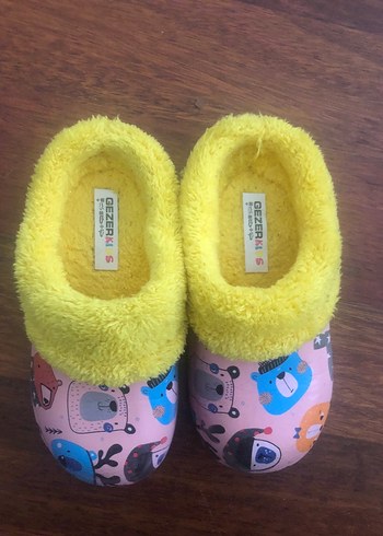 Kızlar için renkli, kürklü sıcak terlik - Görsel 3