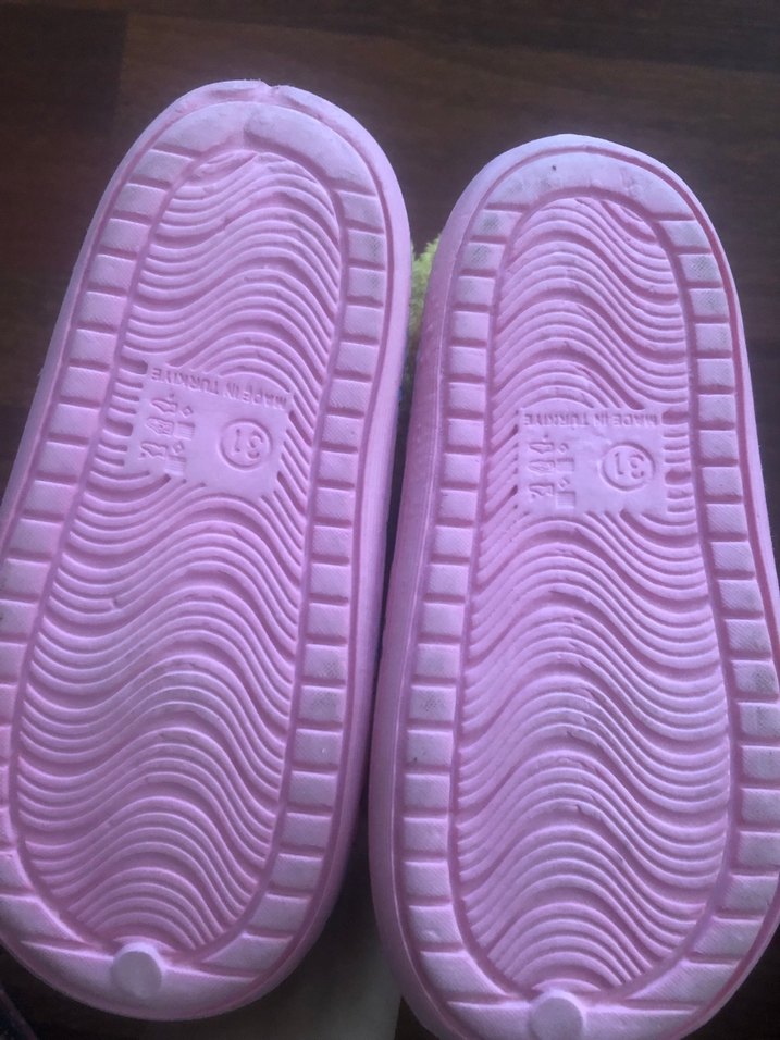 Kızlar için renkli, kürklü sıcak terlik - Görsel 4