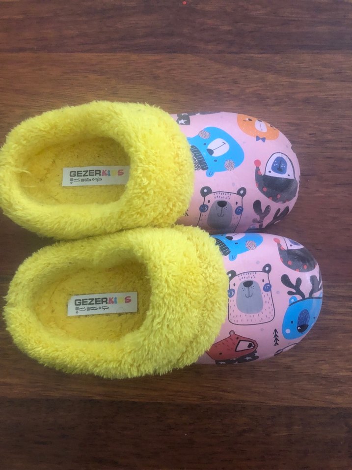 Kızlar için renkli, kürklü sıcak terlik - Görsel 2