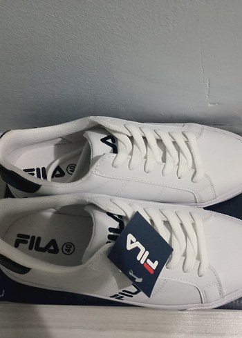 Fila  40