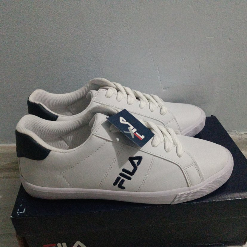 Beyaz Fila Spor Ayakkabı - Görsel 2