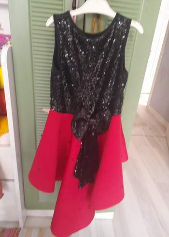 Kız Çocuk Siyah Kırmızı Kabarık Etekli Elbise - Görsel 2