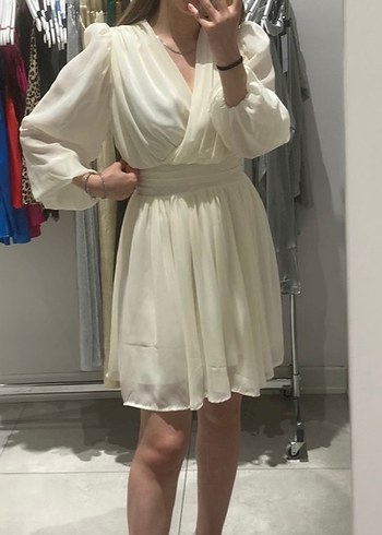 Kırık Beyaz Drapeli Mini Bohem Elbise - Görsel 2