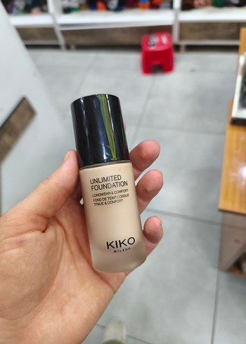 Kiko Unlimited Fondöten