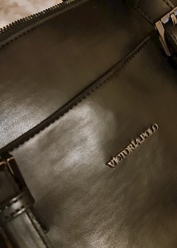 Siyah Parlak Deri Fermuarlı Kadın Çanta - Görsel 5