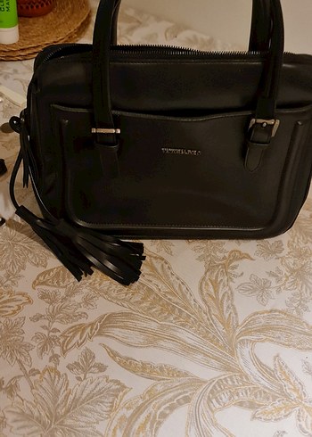 Siyah Parlak Deri Fermuarlı Kadın Çanta - Görsel 4