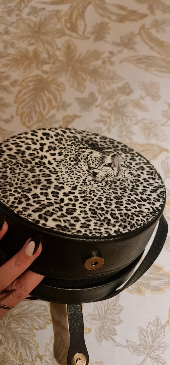 Leopar Desenli Bej Kürklü Kadın Çanta - Görsel 3