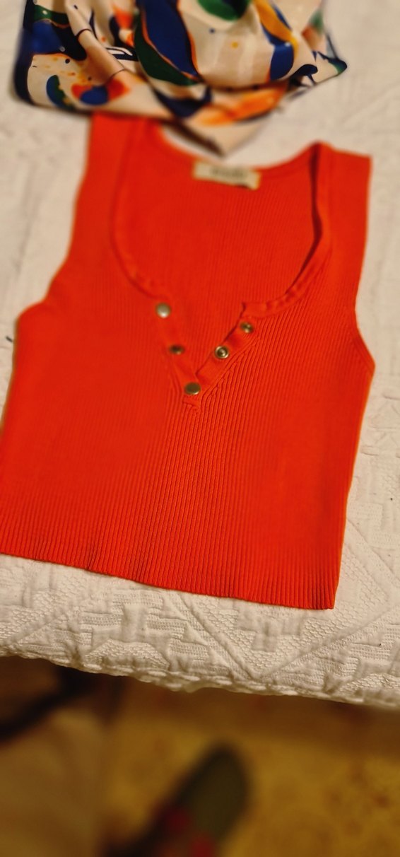 Düğmeli Kırmızı Hamile Uzun Kollu Tişört - Görsel 2