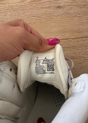 36,5 Beden mor Renk Orjinal Nike Air Jordan 1 High Platform Lila & Beyaz