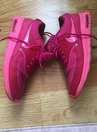 37 Beden pembe Renk Nike ayakkabı