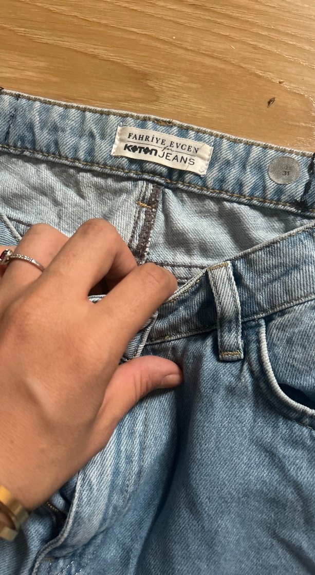 Gri Mavi Yırtık Detaylı Kadın Kot Pantolon - Görsel 2