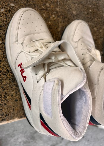 Fila  38