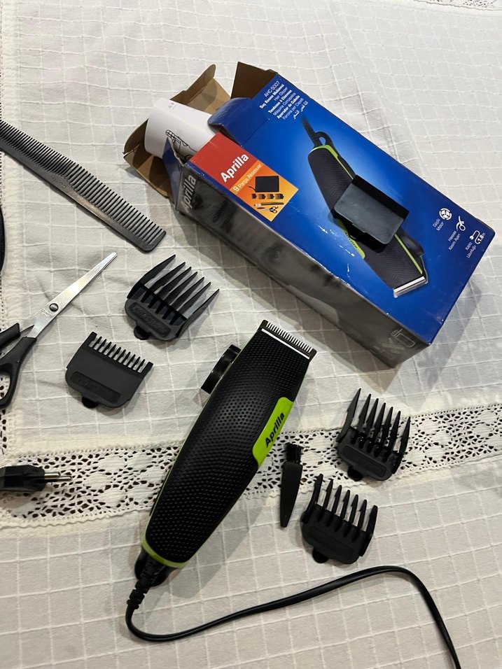 Aprilla Siyah Gri Saç Kesme Makinesi - Görsel 2