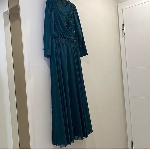 Diğer Zümrüt yeşili kapalı abiye