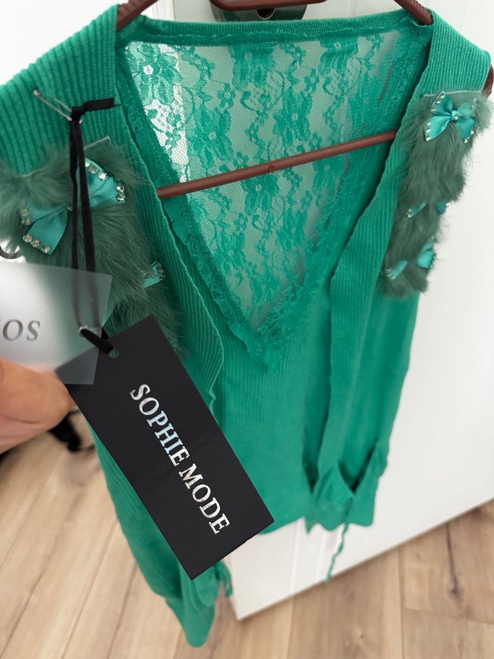 Fiyonklu Kürklü Yeşil Bohem Triko Yelek - Görsel 2
