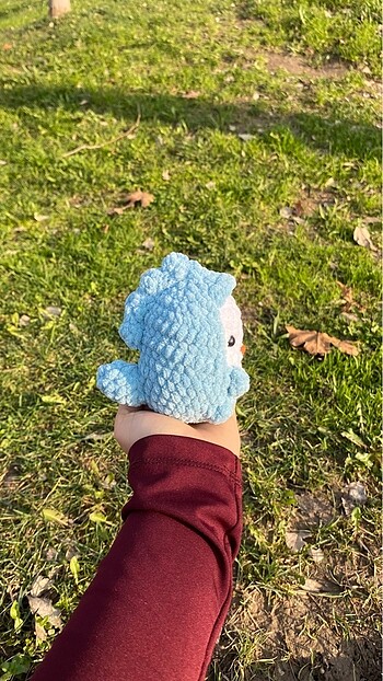 Beden Dinozor Kostümlü Ördek Amigurumi