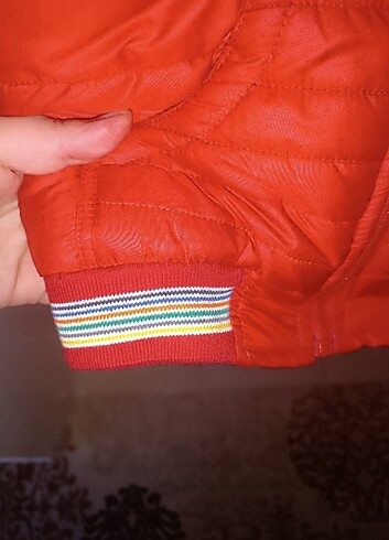 4 Yaş Beden kırmızı Renk Erkek Çocuk Mont