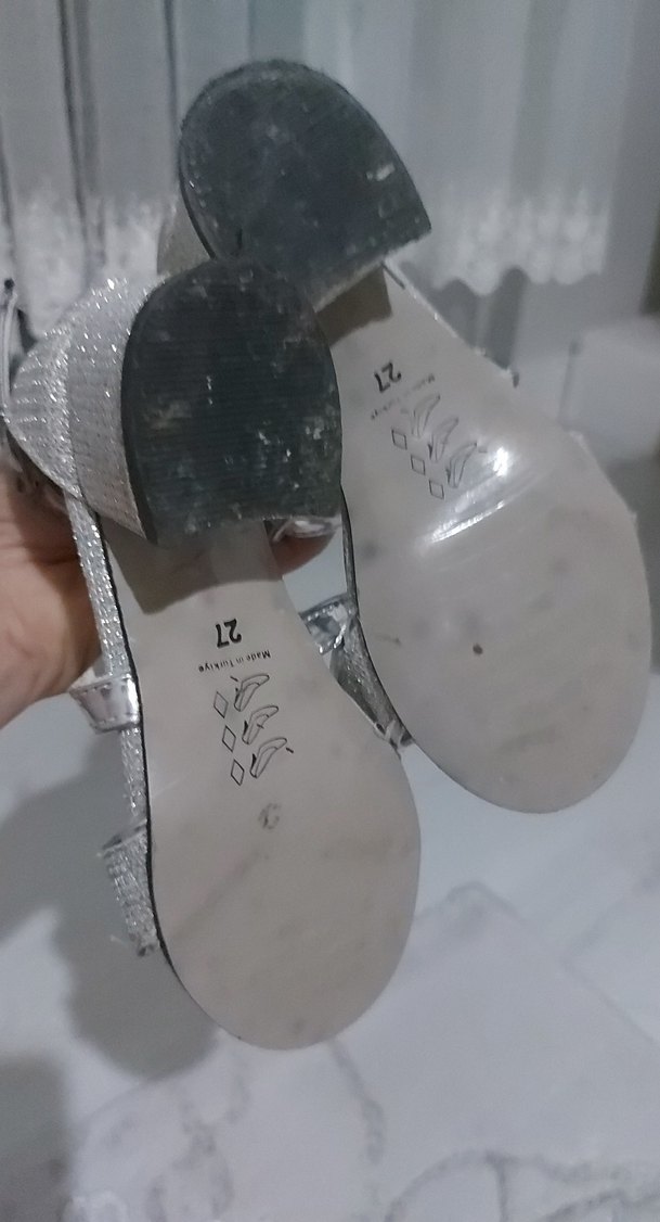 Kız Çocuk Gri sim Desenli Kemerli Ayakkabı - Görsel 3