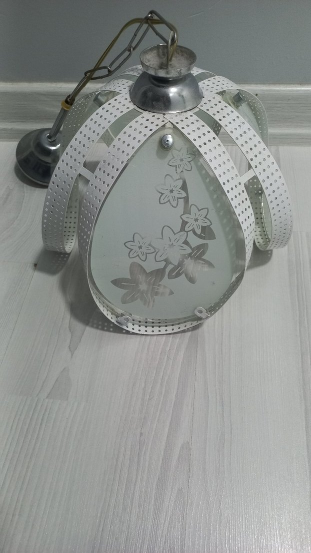 Beyaz Çiçek Desenli Sarkıt avize 
 Lamba - Görsel 2