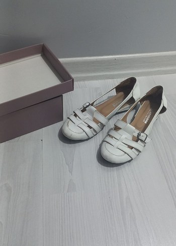 Tokalı Beyaz Kadın Sandalet babet - Görsel 2