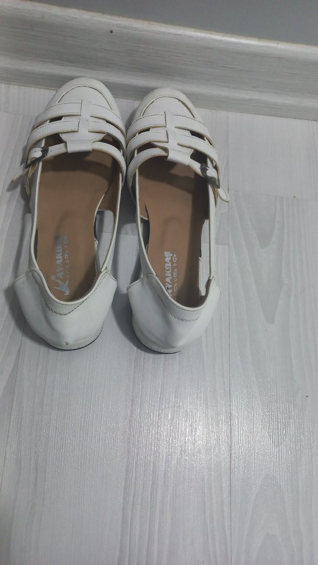 Tokalı Beyaz Kadın Sandalet babet - Görsel 4