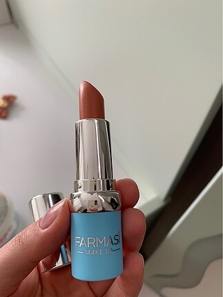 Farmasi Ruj