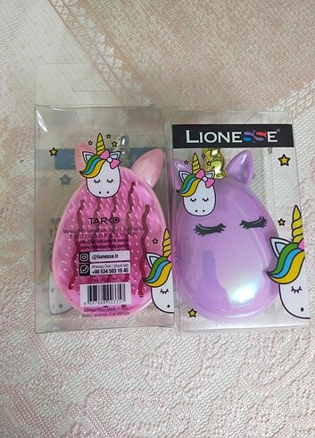 Diğer Lionesse unicorn tarak